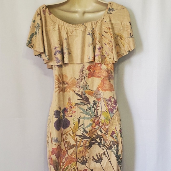 Fashion nova floral dress - Picture 5 of 5